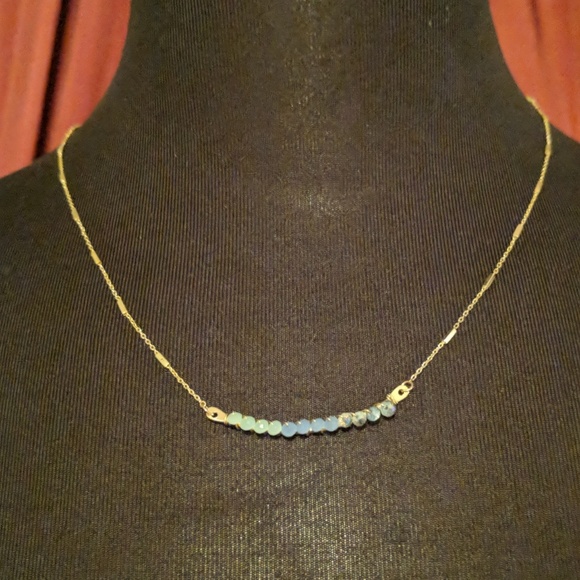 Jewelry - 💕Gold and aqua bead dainty necklace